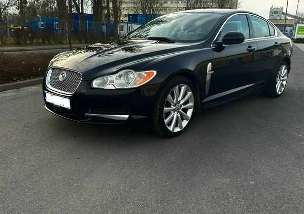 Jaguar XF cena 39900 przebieg: 217000, rok produkcji 2011 z Poznań małe 379